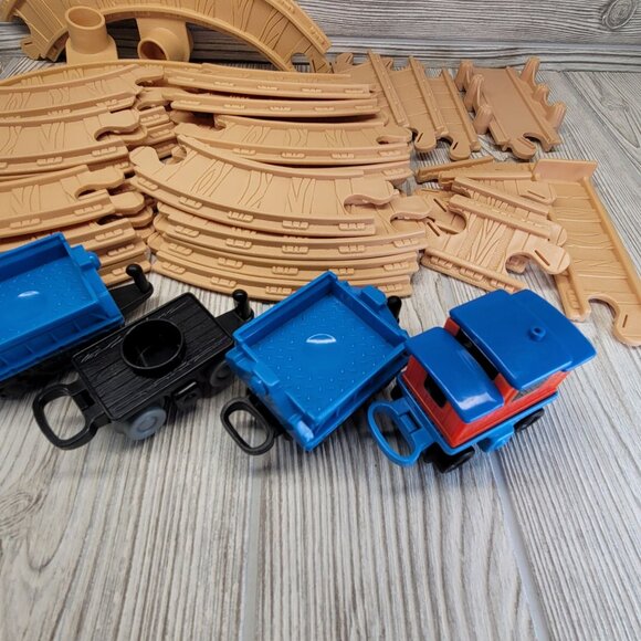 48‎ Pc Fisher Price Flip Track 1992 Road Train Railway Railroad Replacement Vtg - Picture 10 of 14